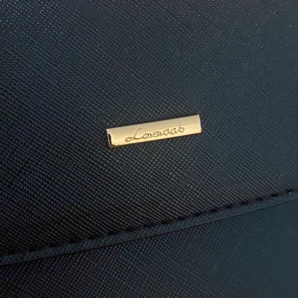 Lovevook black clutch with gold accents - Picture 3 of 10